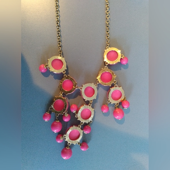 EUC J. Crew Hot Pink Lucite Bubble Gold Tone Bib Statement Necklace - Picture 6 of 14